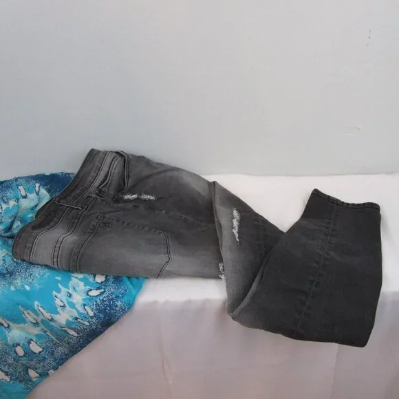 Articles Of Society Sarah Storm Distressed Stretch Skinny Jeans - Picture 6 of 13